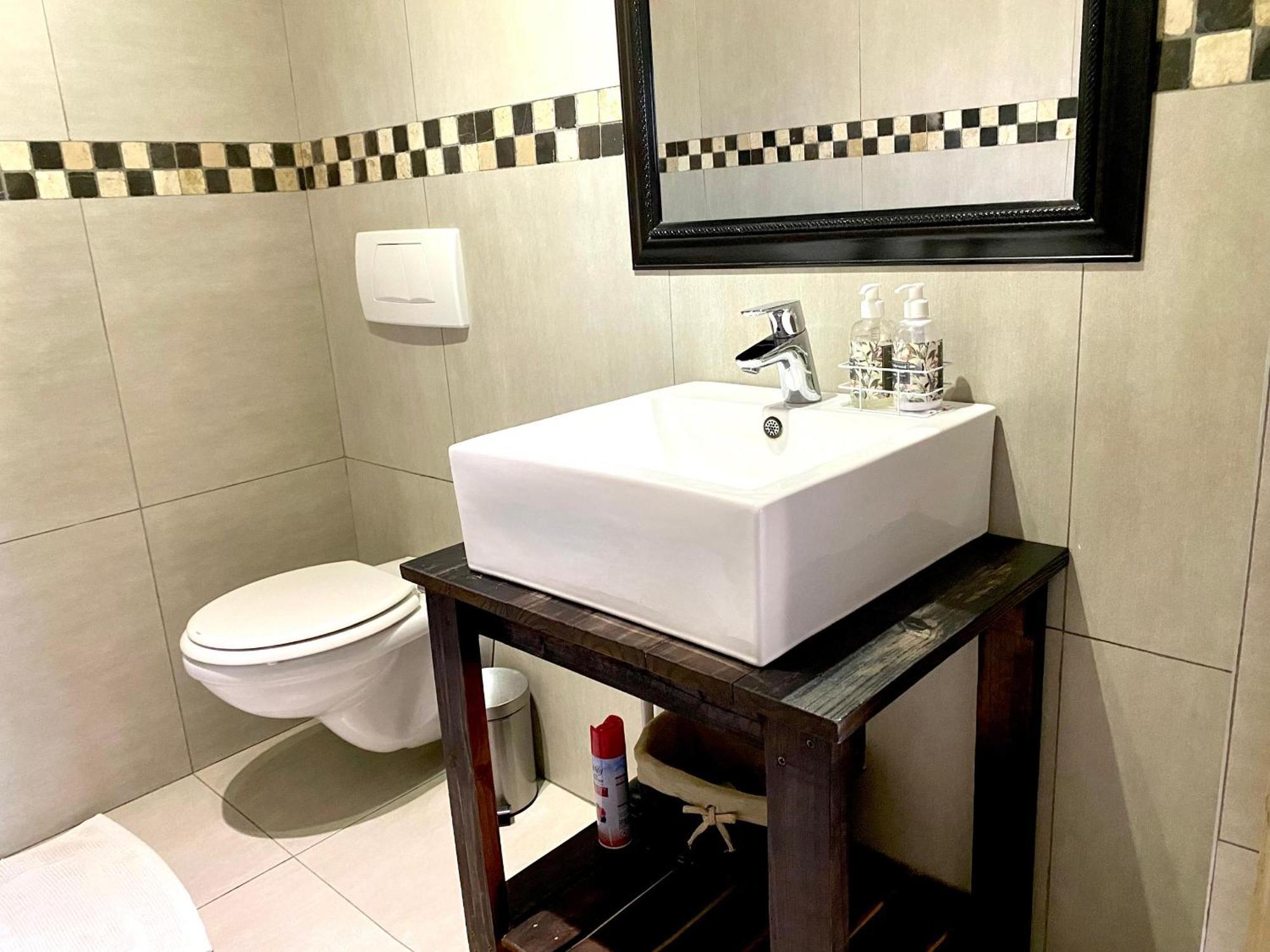 Cavallo Guesthouse Уиндхоек Екстериор снимка